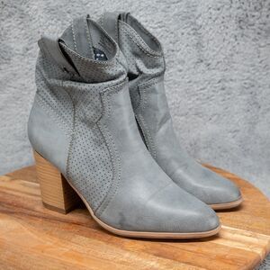 True Craft Harmonize Slouchy Mid Western Ankle Boots Block Heel Size 6 M